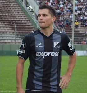 Matias Barbuio con la maglia del club argentino del Central Norte de Salta